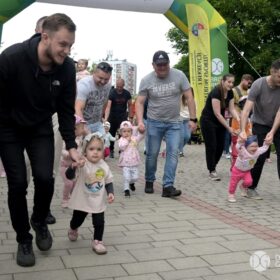 20260531-015-pl-dg-centrum-park-hallera-bieg-skrzata