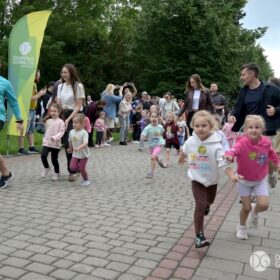20260531-151-pl-dg-centrum-park-hallera-bieg-skrzata