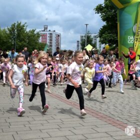 20260531-185-pl-dg-centrum-park-hallera-bieg-skrzata